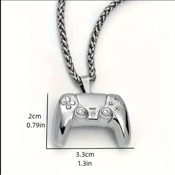 New PS5 controller pendant necklace cool gamer silver playstation sony nerd geek - Picture 3 of 7